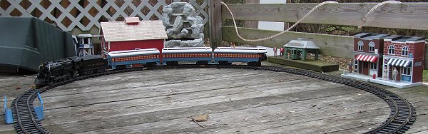 The Lionel battery-powered 'G Gauge' Polar Express on the old pool deck. Click for bigger photo.