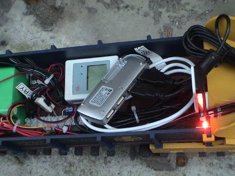 090122_girr_iptrains_usb_hub_6408.jpg