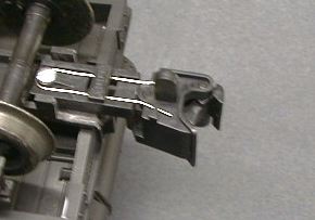 lgb knuckle on c-16 tender